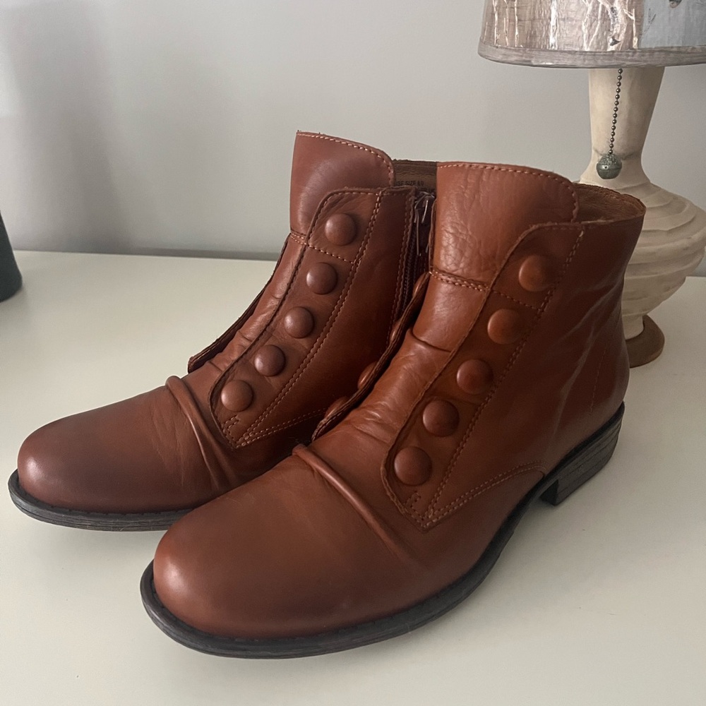 Miz Mooz Chestnut Buttoned Ankle Boots
